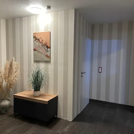 Luebke Souterrain Apartment Muehlhausen (Thuringia)