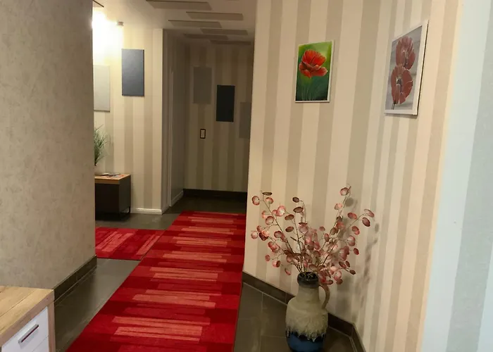 Lübke Souterrain Apartment *